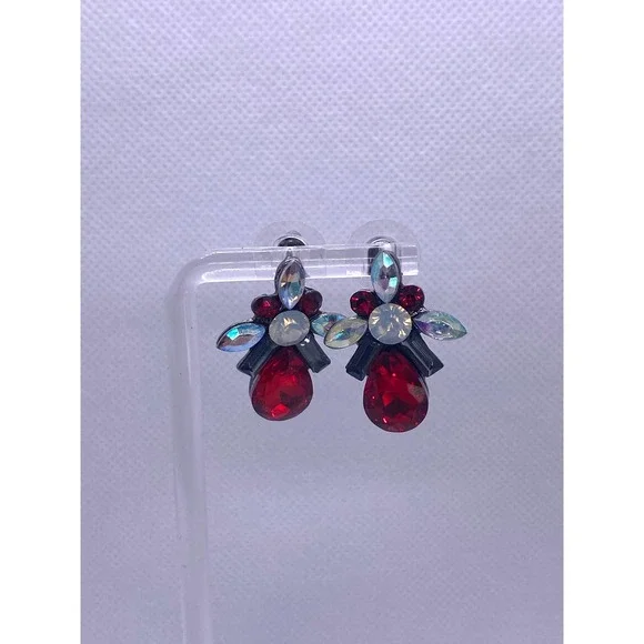 Imitation Red Ruby Rhinestone Cubic Zirconia CZ Post Earrings Set - Picture 4 of 7